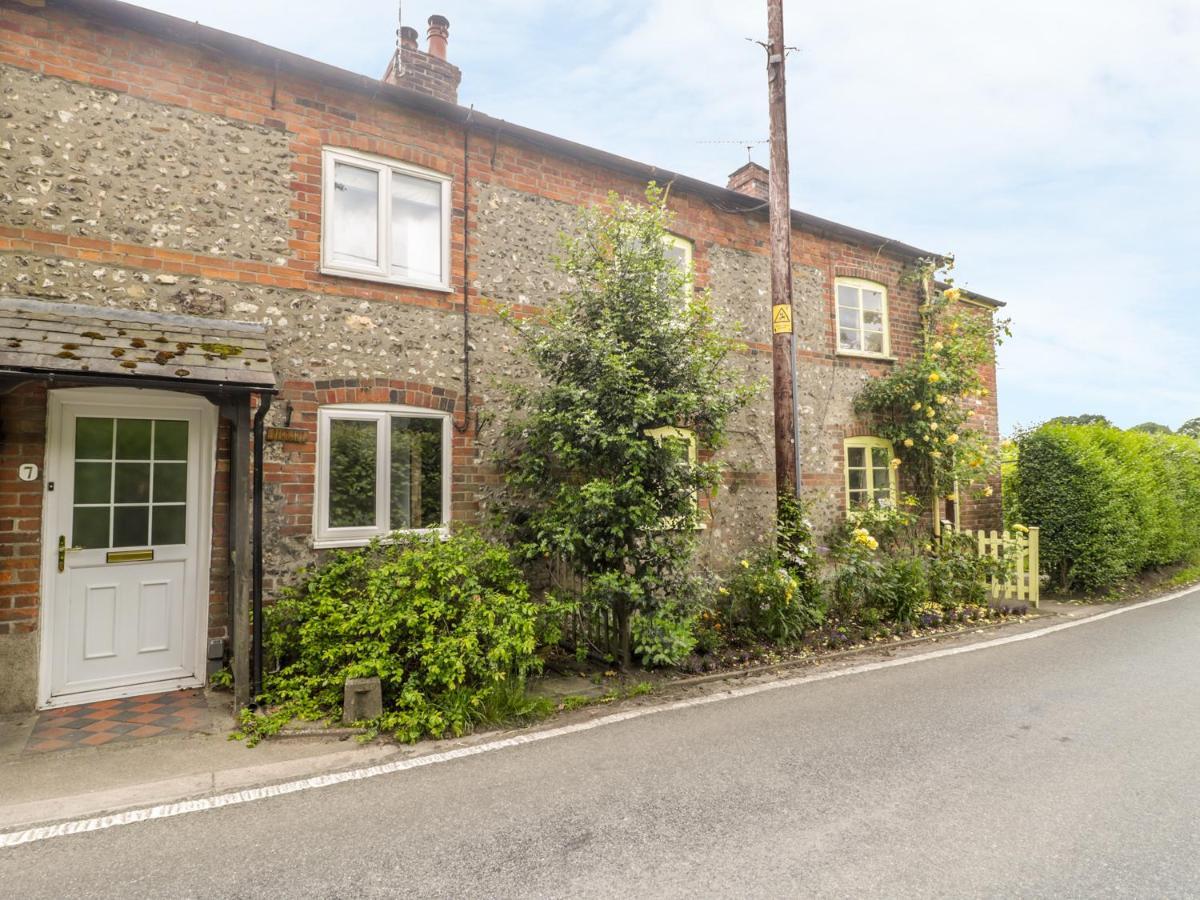 Apple Tree Cottage Shillingstone Exterior foto